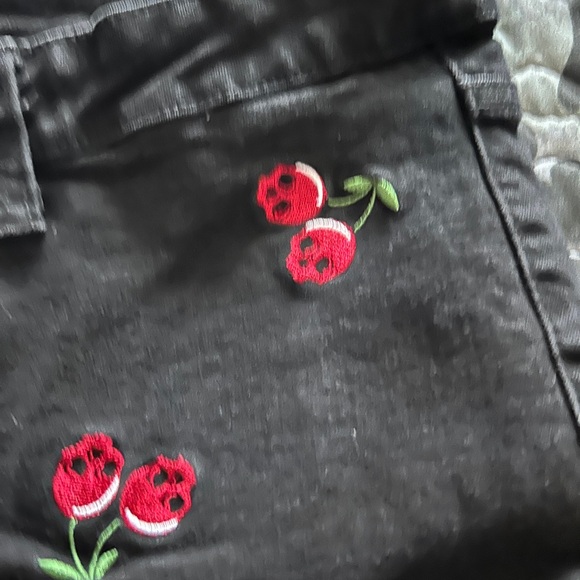 Hot Topic Black Shorts with Red Skull Cherries Embroidery - Picture 2 of 4